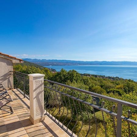 Blue Horizon Apartment Опатия Екстериор снимка