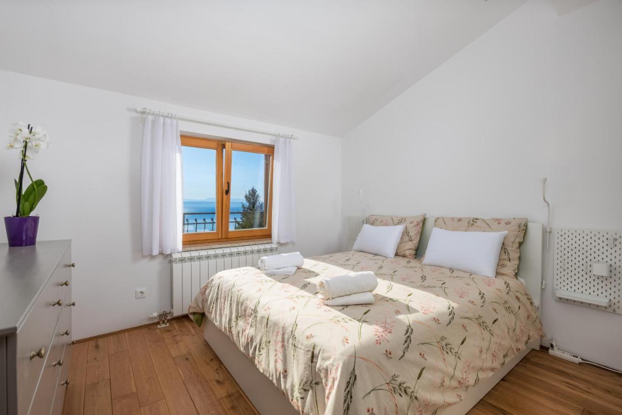 Blue Horizon Apartment Опатия Екстериор снимка